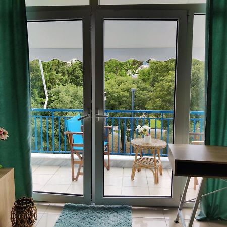 Hospitable Appartment In The Central Park, Xanthi Exterior photo